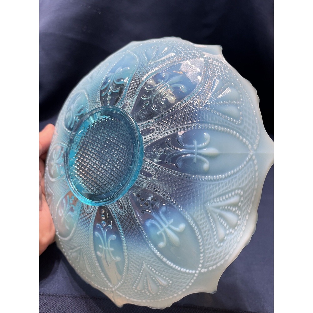 Vintage Blue Opalescent Glass Candy Serving Dish Fleur-de-lis Design - Picture 10 of 10